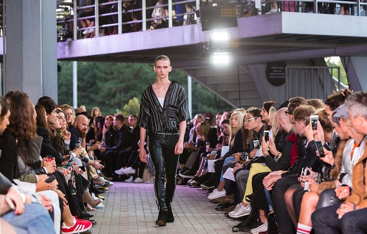 Přehlídka Michael Kovacik SS18