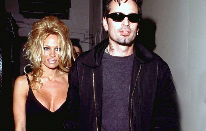 Pamela Anderson v roce 2004