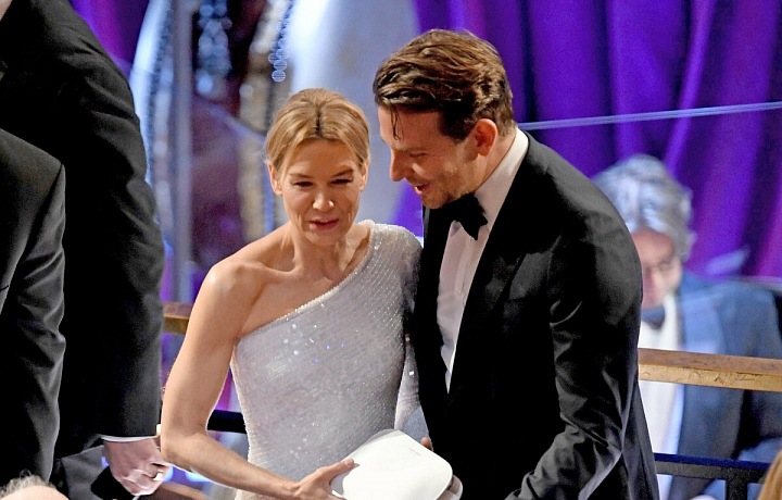 Bradley Cooper a Renée Zellweger