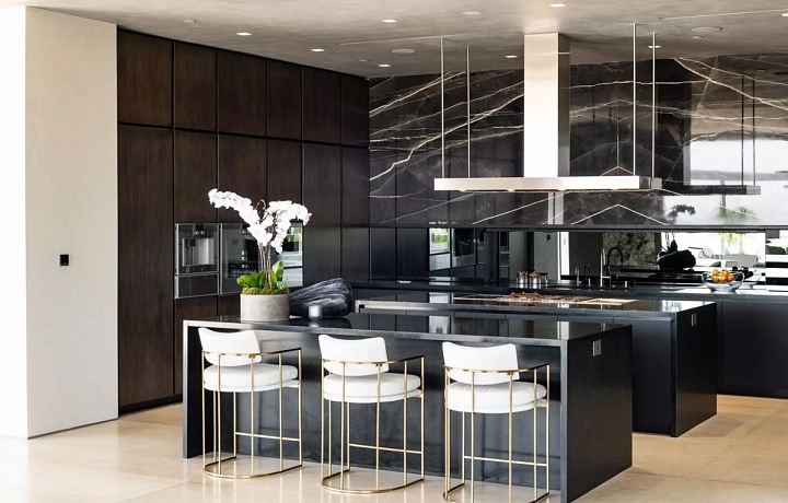 Luxusní sídlo Kylie Jenner a Travise Scotta v LA 