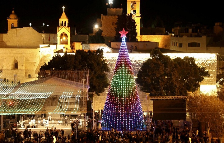Pro křesťany jsou velmi důležitá města Nazaret a Betlém. Zatímco v tom prvním se Ježíš Kristus narodil, v tom druhém byl vychován. 