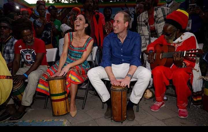 Princ William a Kate Middleton  na Jamajke