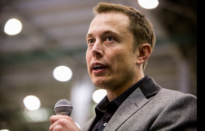 Miliardář a vizionář Elon Musk