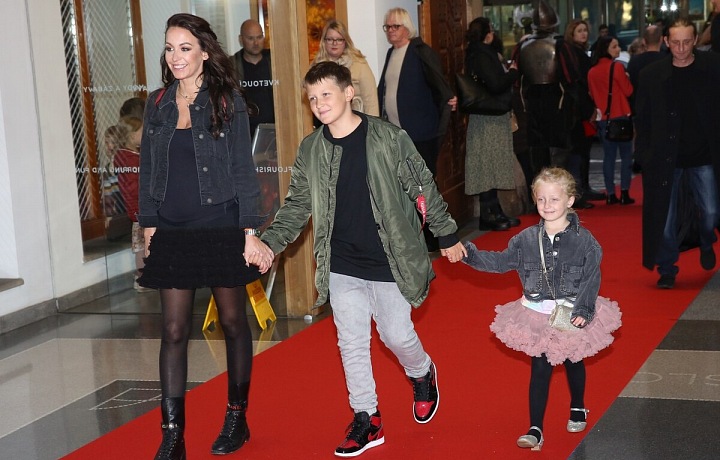 Agáta se svými dětmi 