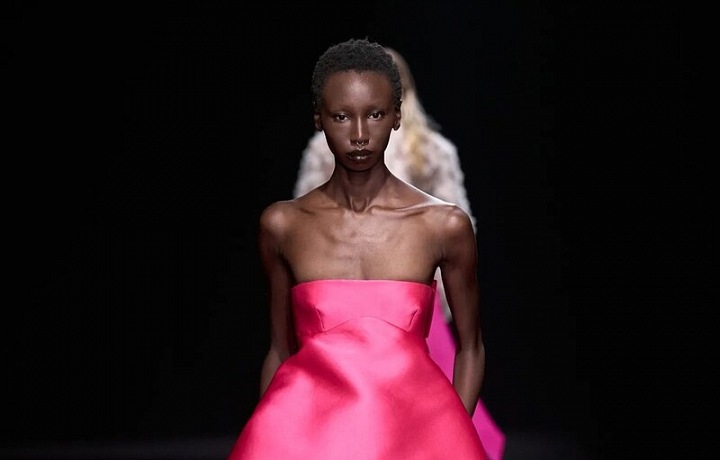 Valentino pompézní kolekce!