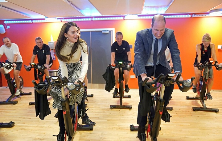 Princ William a Catherine Princess z Walesu navštívili centrum voľného času a fitnes Aberavon