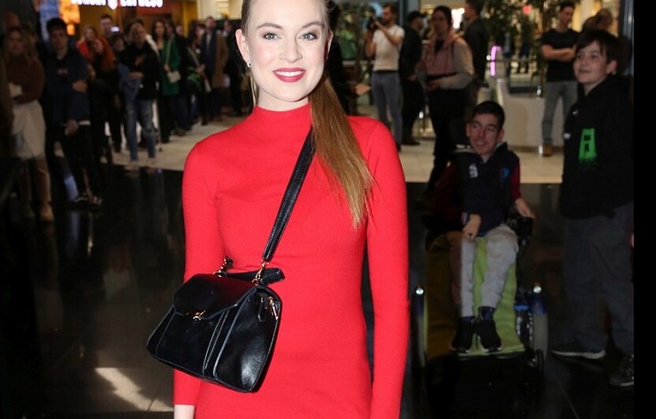 Svetr sladila tentokrát s rtěnkou