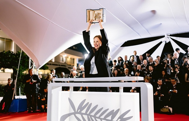 Zlatou palmu za nejlepší film získala teprve třetí žena v historii 