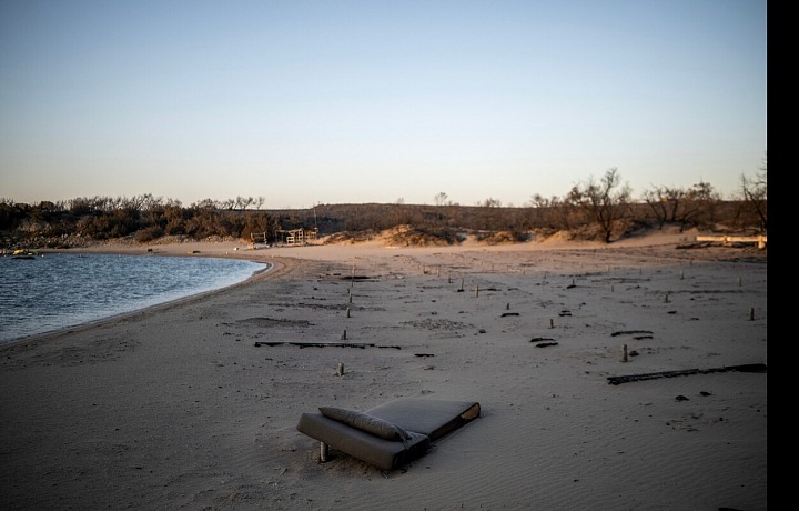 Spálené pobřeží