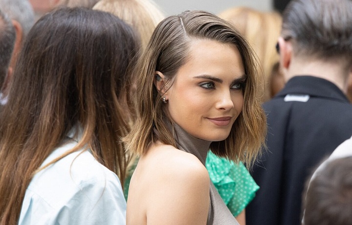 Cara má zlomené srdce