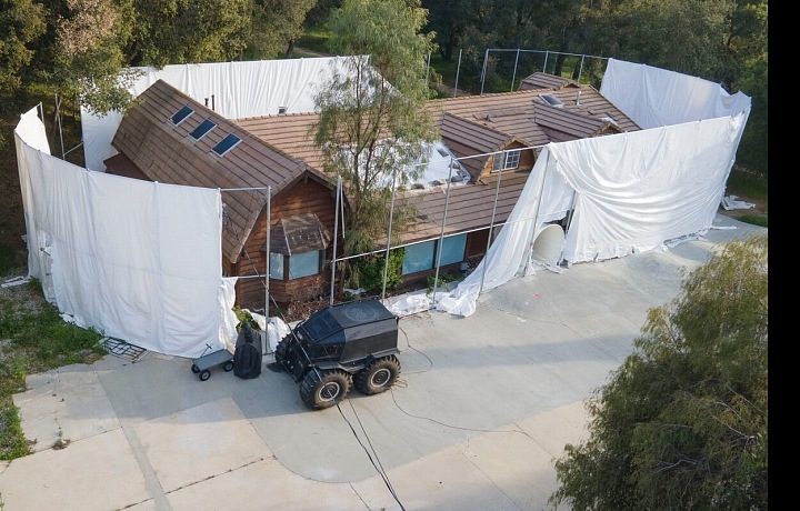 Takhle luxusní vila rozhodně nevypadá!