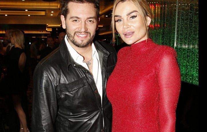 Dorazil i Jan Kopečný. Po jeho boku Eva Feuereislová