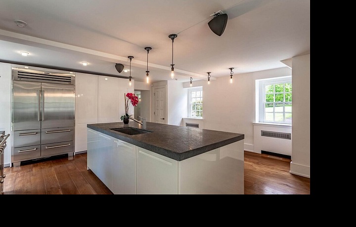 Z kuchyně je krásný výhled