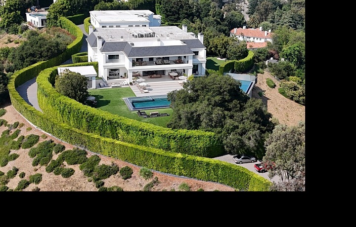 Dům měli sotva rok