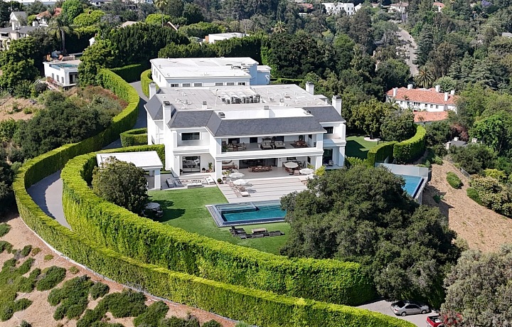 Sídlo v BH e teď na prodej