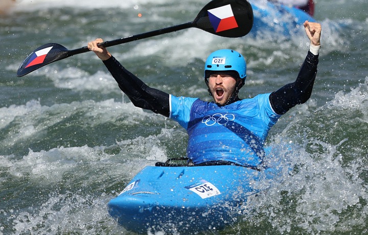 Lukáš Rohan vybojoval na divoké vodě v úplně nové disciplíně kajak kros 4. místo.