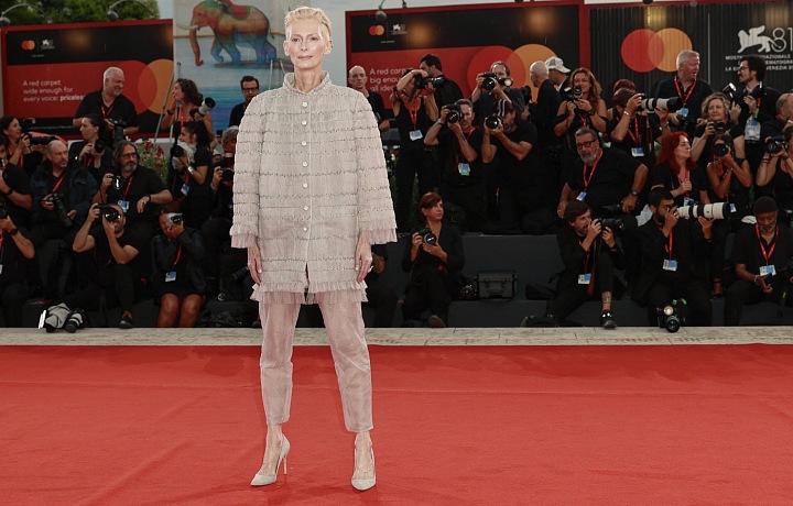 Tilda Swinton v Chanelu