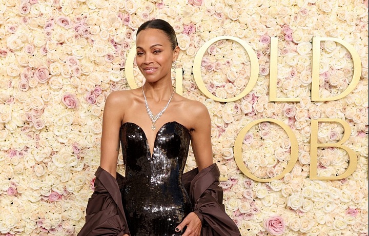 Zoe Saldana svým lookem vyrazila dech. 