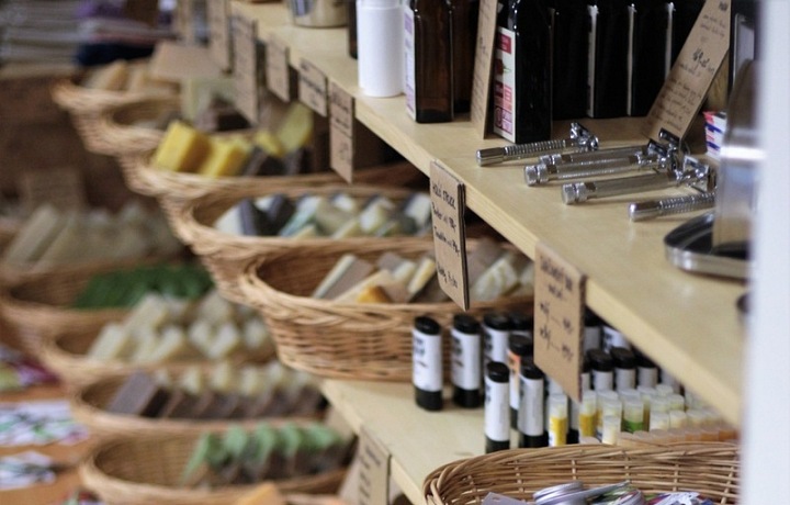 Přírodní bezobalová kosmetika 