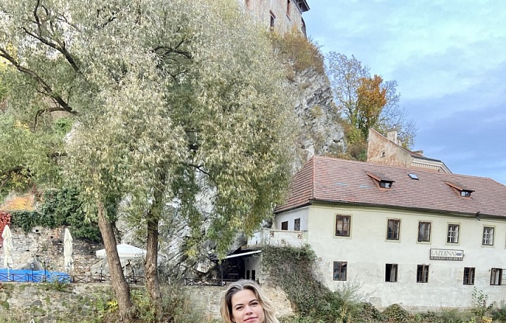 Radka Lang u vody. 