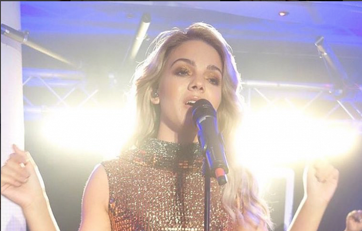 Louisa Johnson - concert in London