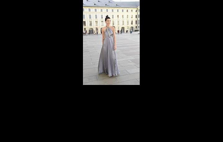 Monika Marešová, šaty Jaroslava a Dominika Sedláčková