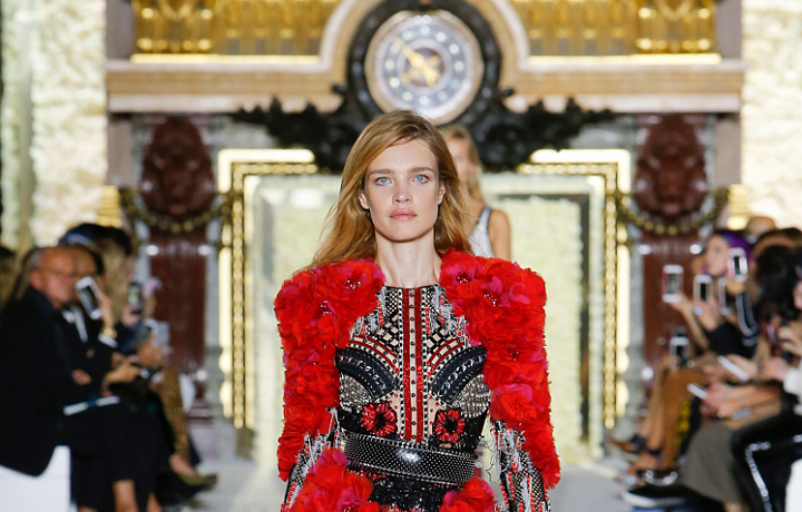 Natalja Vodjanova, Balmain Jaro/Léto 2018