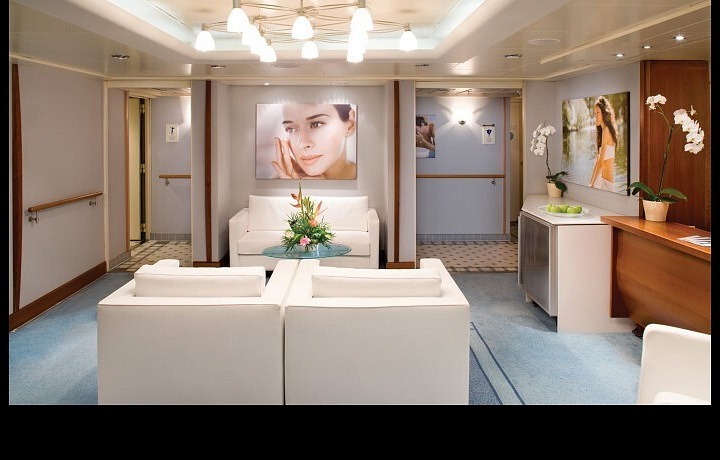 Kosmetický salon v bílé