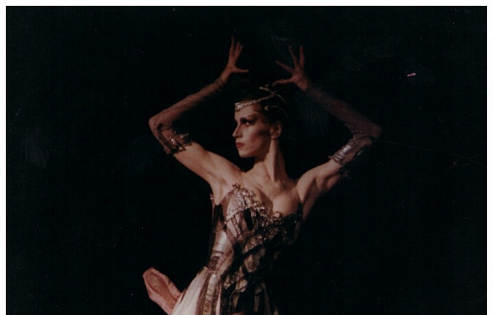 Lady Mackbeth ze stejnojmenného baletu, s partnerem Janem Kadlecem. 