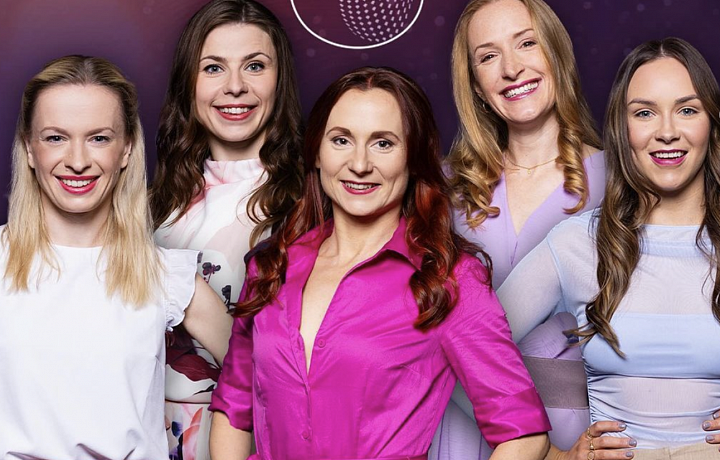 Mezi letošními tanečnicemi jsou známé tváře