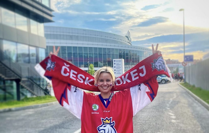 Fandila také Patricie Pagáčová