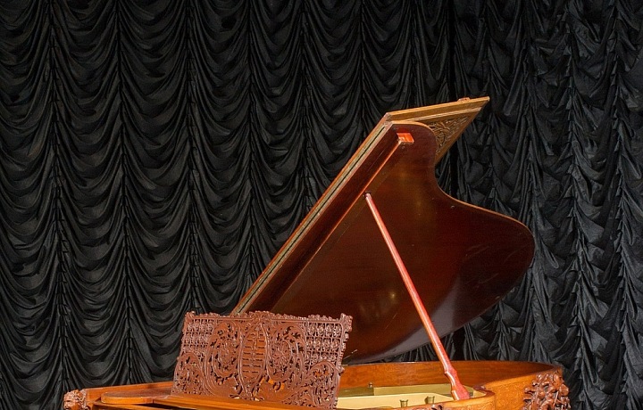 Klavír Sound of Harmony