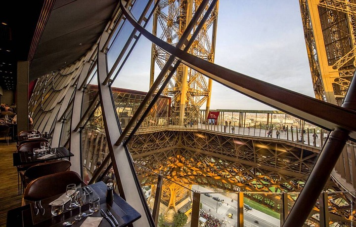 Posezení v luxusním prostředí