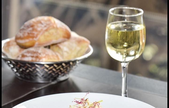 Vytříbené menu v 58 Tour Eiffel