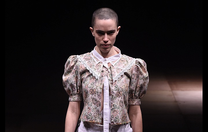 Odhalená nevěsta z kolekce Thibaut S/S 2018