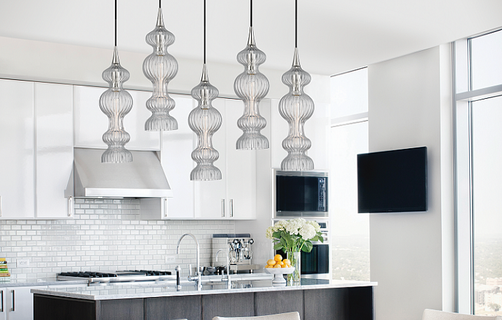 Svítidla od designérske značky Hudson Valley Lighting.