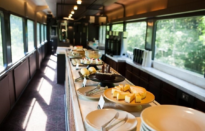 Tohoku Emotion, bufet