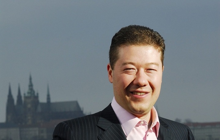 Tomio Okamura
