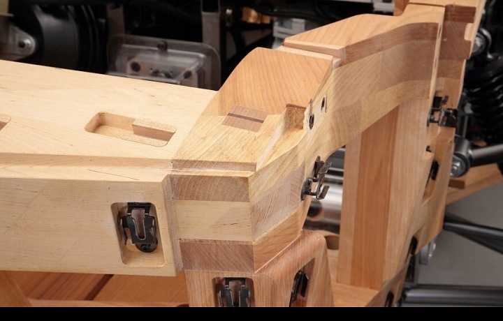 Detail vozu Toyota Setsuna