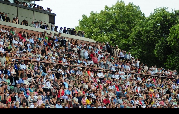 Dostihy Velká Chuchle 