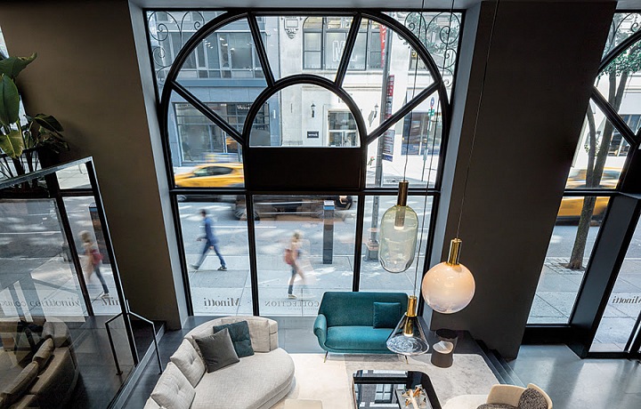 Minotti v showroomu Stopka