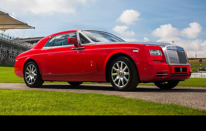 Vůz Al-Adiyat Phantom Coupé