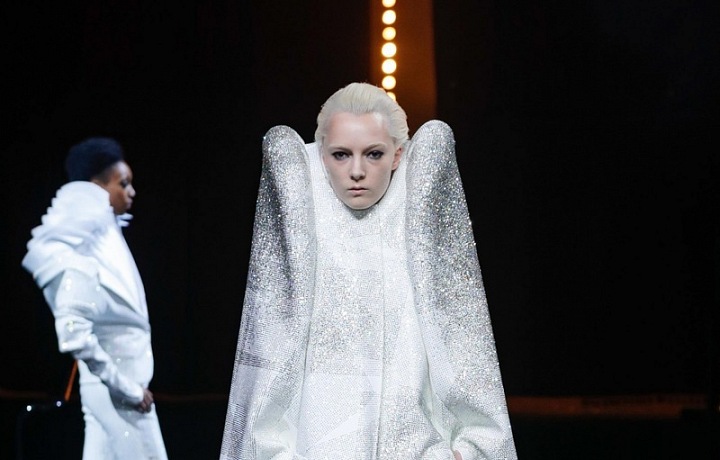 Viktor & Rolf Haute Couture AW 2018