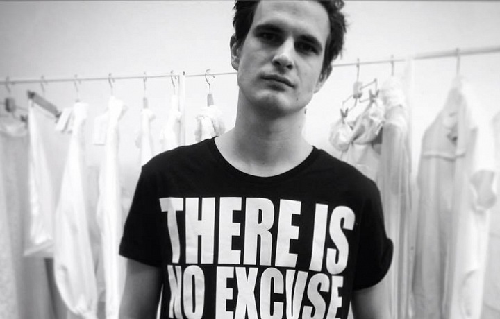 Kalfař je vegetarián, i látky, které používá jsou eko-friendly.