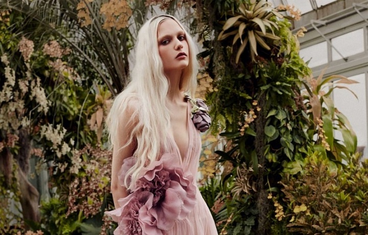 Vera Wang - model Primrose