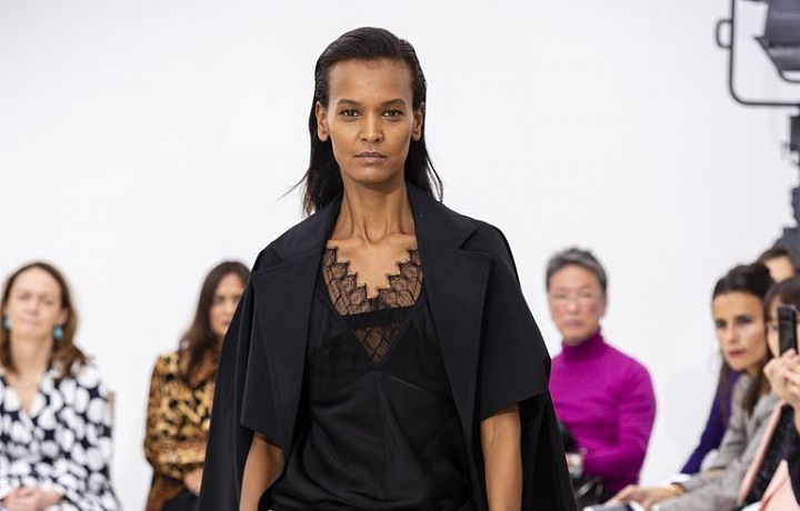 Victoria Beckham kolekce SS19.