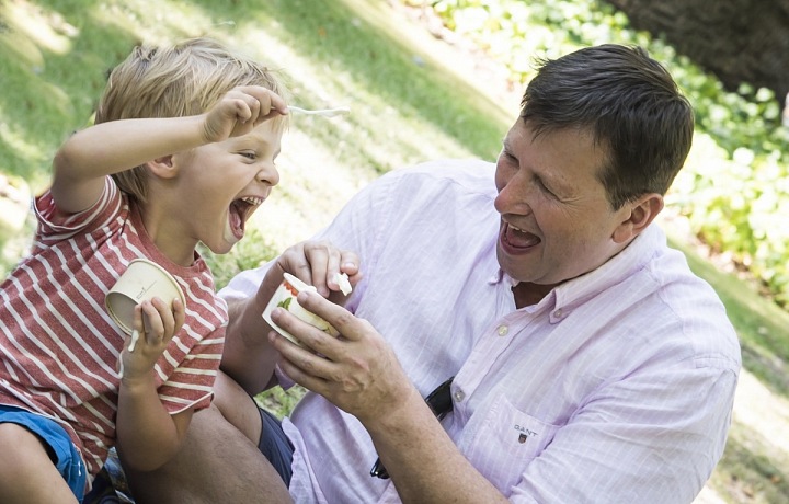 S vnukem Viktorem v Perthu