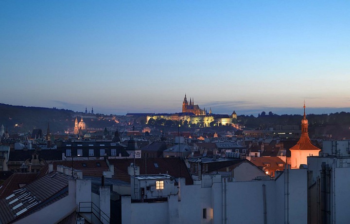 Luxusní byt s výhledem na Pražský hrad