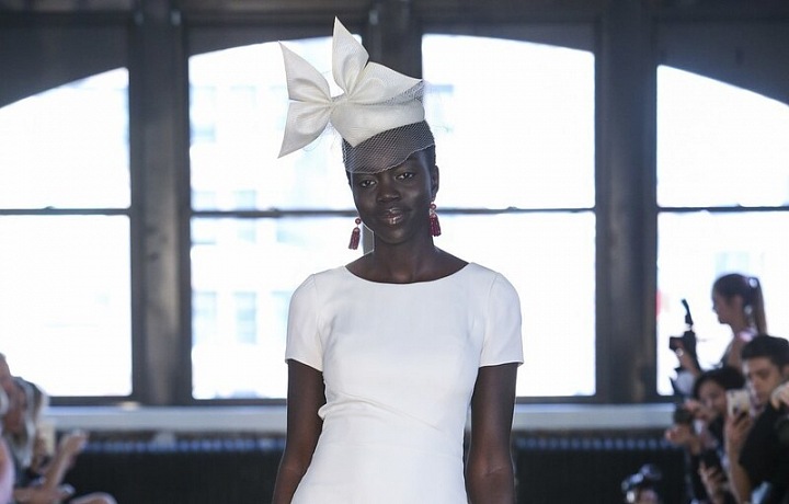 Jedinečné detaily a luxusní šaty SS 19