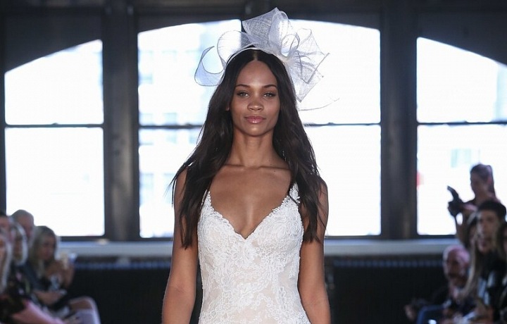 Jedinečné detaily a luxusní šaty SS 19